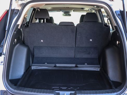 Certified 2024 Honda CR-V EX image 31