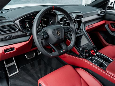 Used 2024 Lamborghini Urus S AWD/4WD image 30