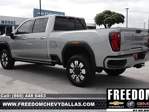 New 2026 GMC Sierra 2500 Denali w/ Denali Reserve Package image 5
