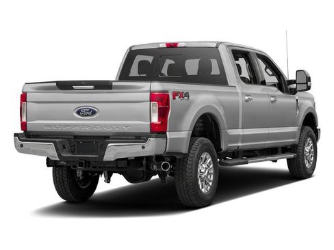Used 2017 Ford F250 XLT w/ XLT Value Package AWD/4WD image 4