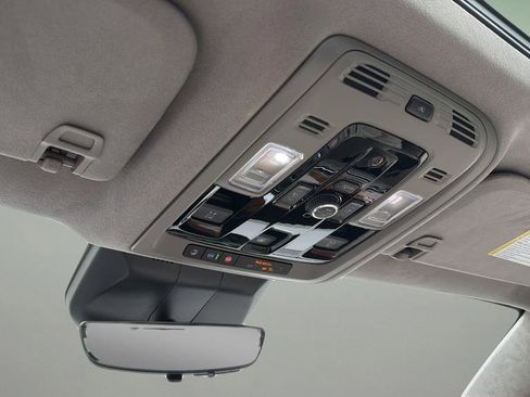 Certified 2025 Cadillac Escalade ESV Premium Luxury Platinum w/ LPO, Floor Liner Package image 40