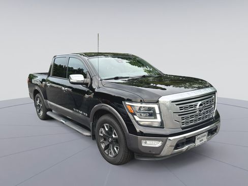 Used 2020 Nissan Titan Platinum Reserve w/ Moonroof Package RWD image 1