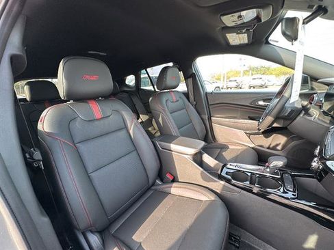 New 2026 Chevrolet Trax RS w/ Driver Confidence Package image 8