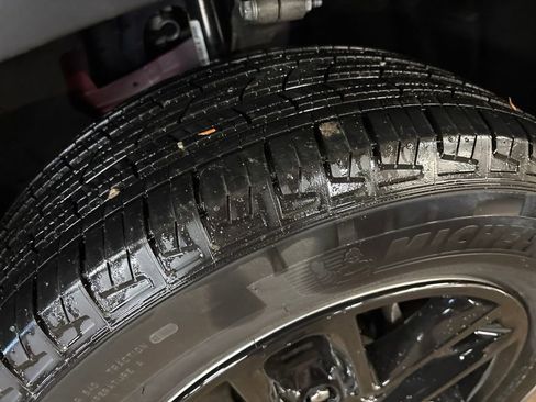 Certified 2023 Jeep Grand Cherokee L Laredo w/ Luxury Tech Group I image 12