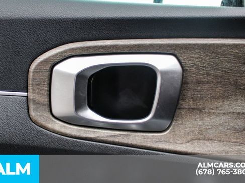 Used 2023 Kia Sorento EX image 41