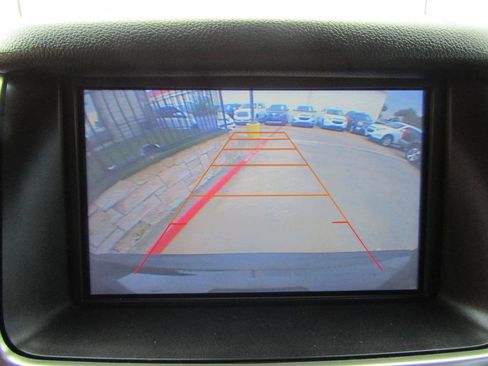 Used 2016 Chevrolet Suburban LT RWD image 22