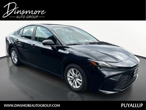Used 2025 Toyota Camry LE FWD image 1