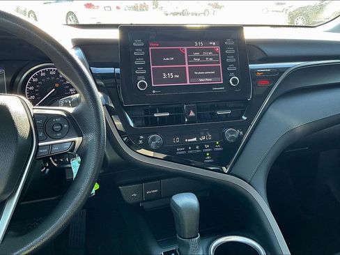 Used 2023 Toyota Camry LE image 9