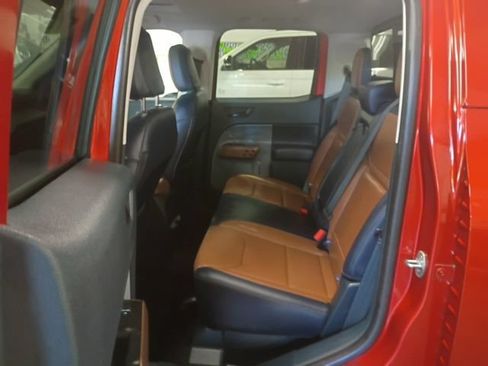 Used 2024 Ford Maverick Lariat AWD/4WD image 9