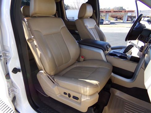 Used 2011 Ford F150 Lariat w/ Lariat Chrome Pkg image 37