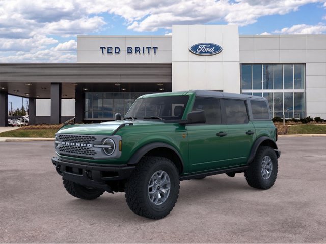 Used 2025 Ford Bronco Badlands AWD/4WD image 2
