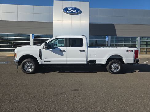 New 2026 Ford F350 XL w/ XL Driver Assist Package image 2