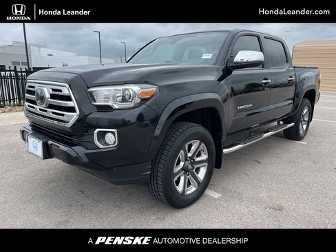 Used 2018 Toyota Tacoma Limited image 1
