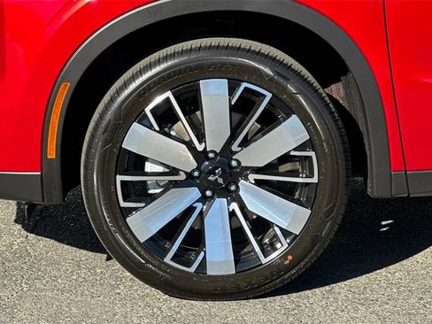 New 2025 Mitsubishi Outlander SE image 26