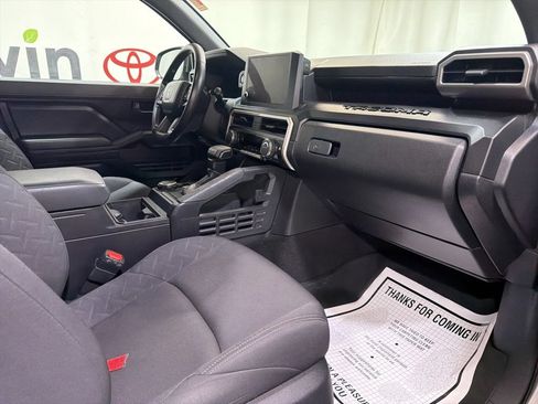 Used 2024 Toyota Tacoma SR AWD/4WD image 9