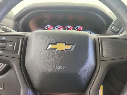 Used 2019 Chevrolet Silverado 1500 Custom w/ Custom Value Package AWD/4WD image 25