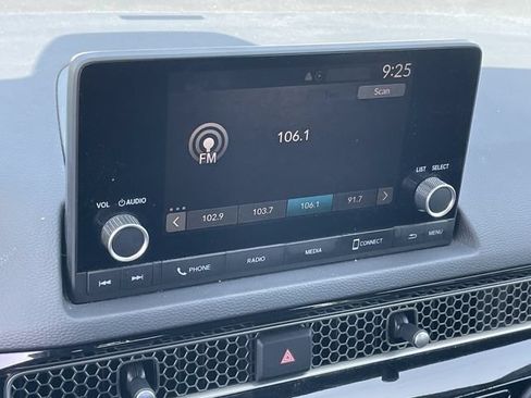 Used 2025 Honda Civic Sport image 16