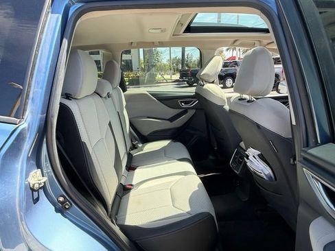 Used 2021 Subaru Forester Premium AWD/4WD image 17