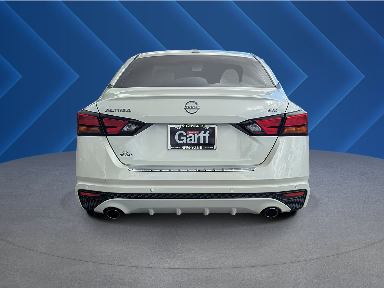 Used 2023 Nissan Altima 2.5 SV w/ SV Premium Package FWD image 4