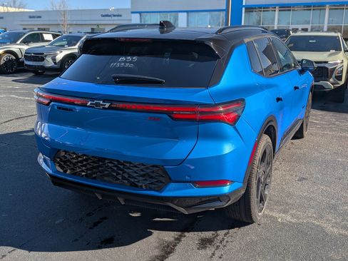 New 2026 Chevrolet Equinox EV RS image 8