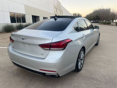 Used 2018 Genesis G80 3.8 w/ Option Group 02 image 9