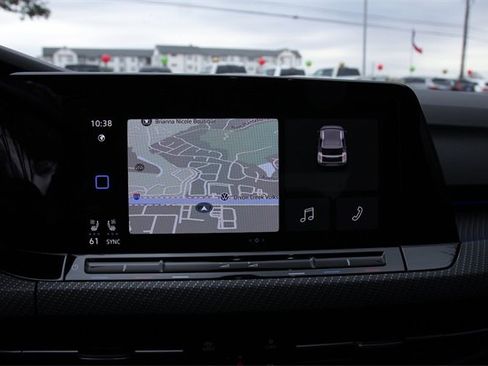 Used 2024 Volkswagen Golf R image 23