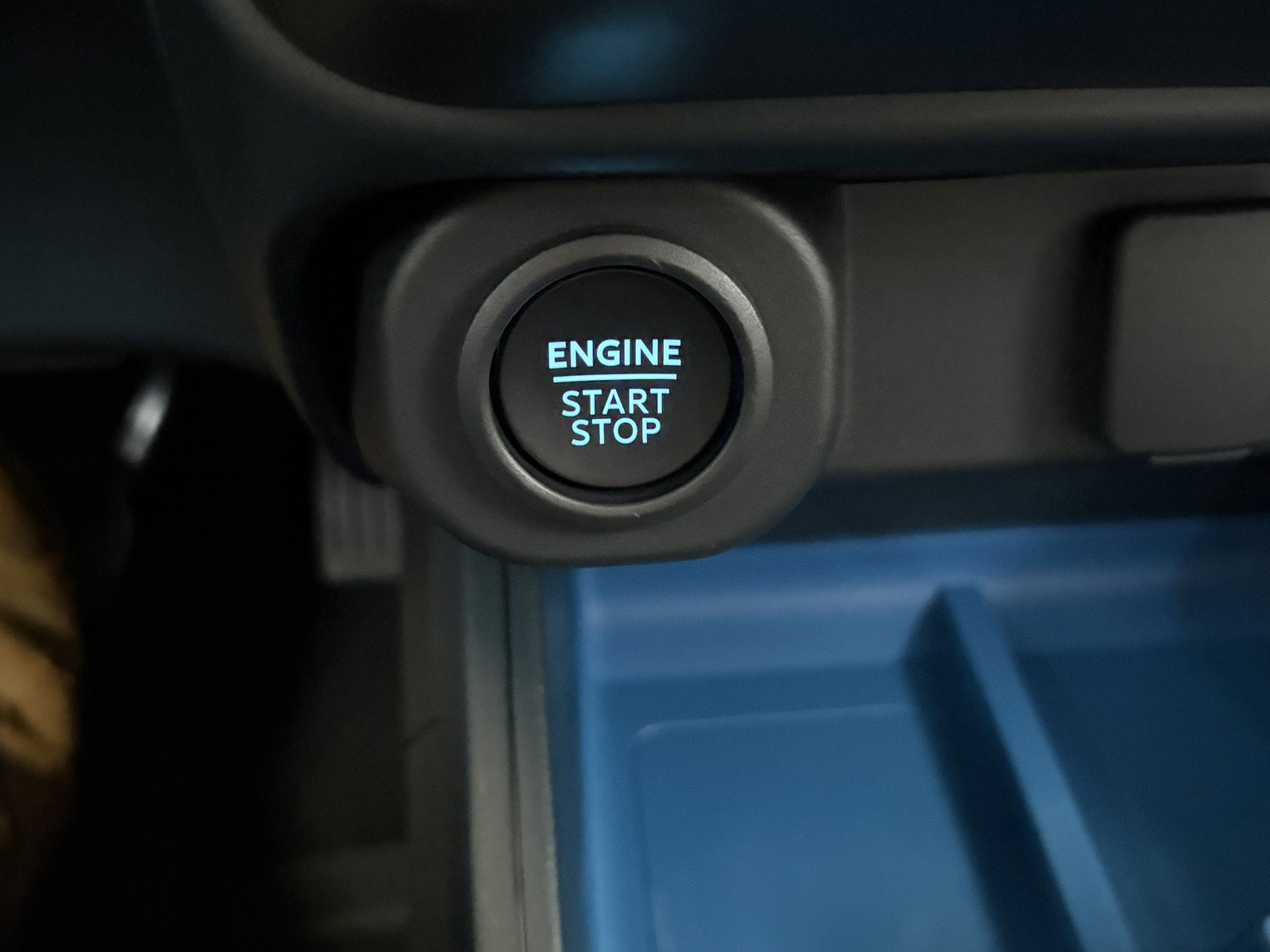 Used 2025 Ford Maverick XLT w/ Equipment Group 301A AWD/4WD image 16