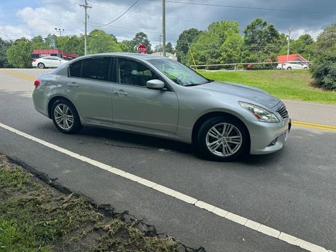 Used 2012 INFINITI G25 Journey image 3