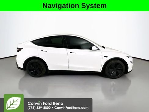 Used 2026 Tesla Model Y Long Range AWD/4WD image 8