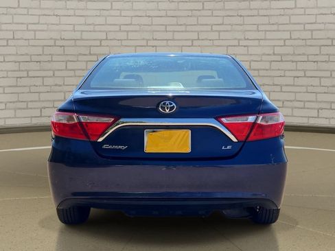 Used 2017 Toyota Camry LE FWD image 6
