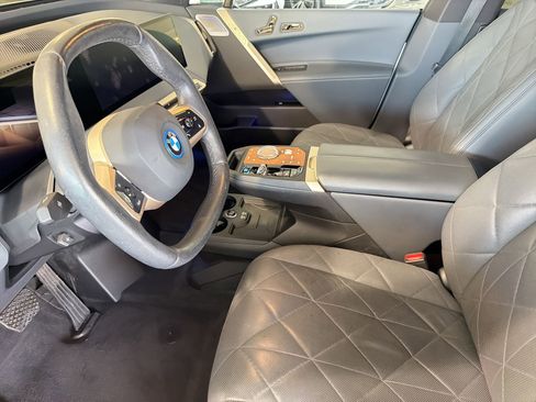 Certified 2023 BMW iX xDrive50 w/ Premium Package image 4