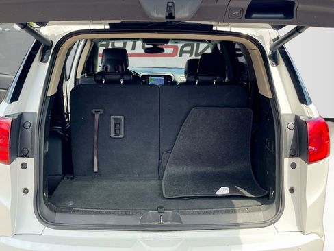 Used 2019 GMC Acadia Denali w/ Technology Package FWD image 28