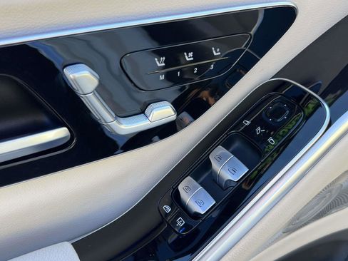 Used 2023 Mercedes-Benz S 500 4MATIC image 29