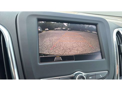 Used 2024 Chevrolet Equinox LS w/ Midnight Edition FWD image 17