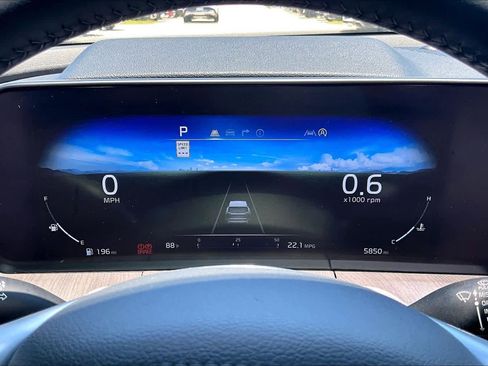 Used 2025 Kia Telluride SX w/ SX Captain's Chair Package FWD image 47