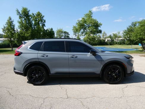 Used 2023 Honda CR-V Sport Touring image 4