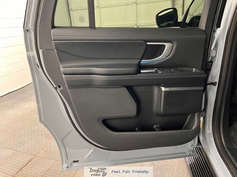 New 2026 Ford Expedition Max Platinum w/ Stealth Appearance Package AWD/4WD image 31
