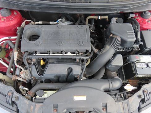 Used 2012 Kia Forte SX w/ Tech Pkg FWD image 10