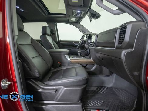 Used 2025 Chevrolet Silverado 1500 RST w/ RST All Star Premium Package AWD/4WD image 43
