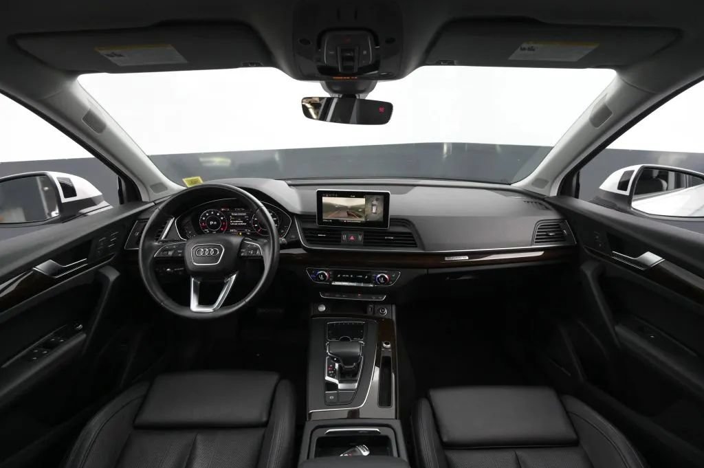 Used 2018 Audi Q5 Prestige w/ Prestige Package AWD/4WD image 31