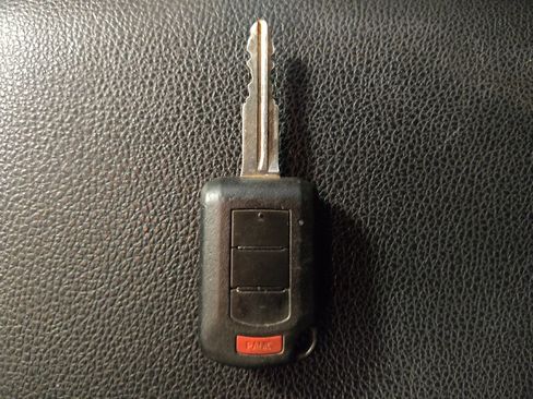 Used 2019 Mitsubishi Outlander Sport FWD image 32