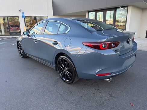Used 2025 MAZDA MAZDA3 s image 7