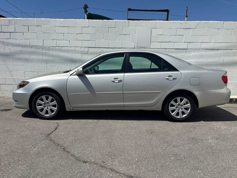 Used 2006 Toyota Camry LE image 12