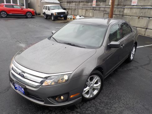 Used 2012 Ford Fusion SE FWD image 4