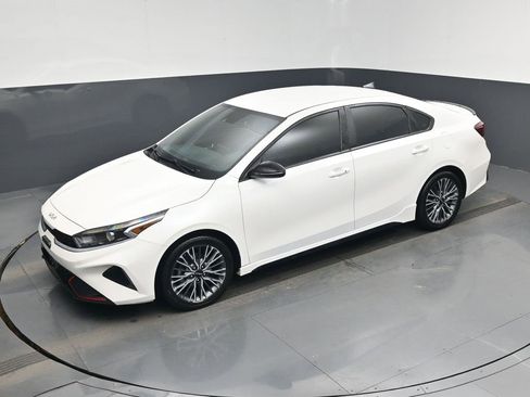 Certified 2024 Kia Forte GT-Line image 38