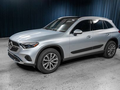 New 2025 Mercedes-Benz GLC 300