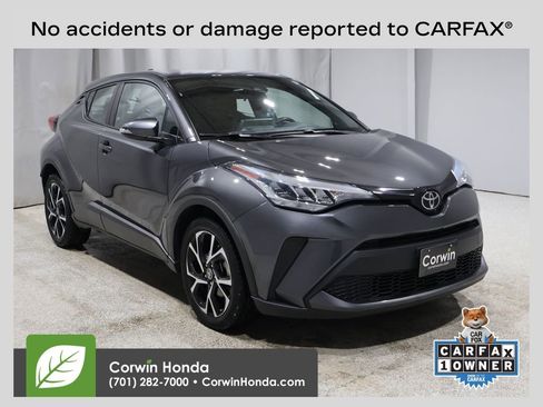 Used 2022 Toyota C-HR XLE image 1