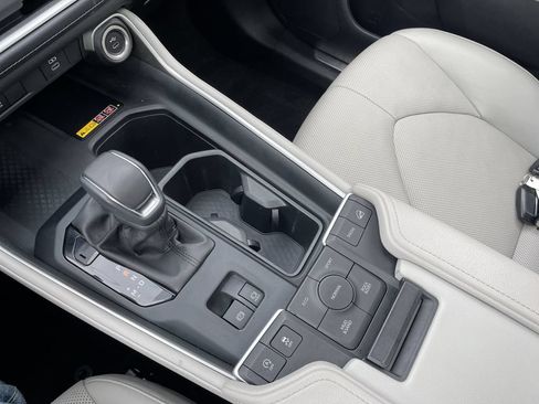 Certified 2024 Toyota Grand Highlander AWD image 21