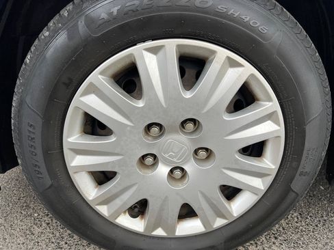 Used 2009 Honda Civic DX-VP image 11