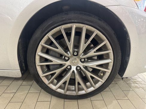 Used 2016 Lexus IS 200t w/ Premium Package RWD image 14